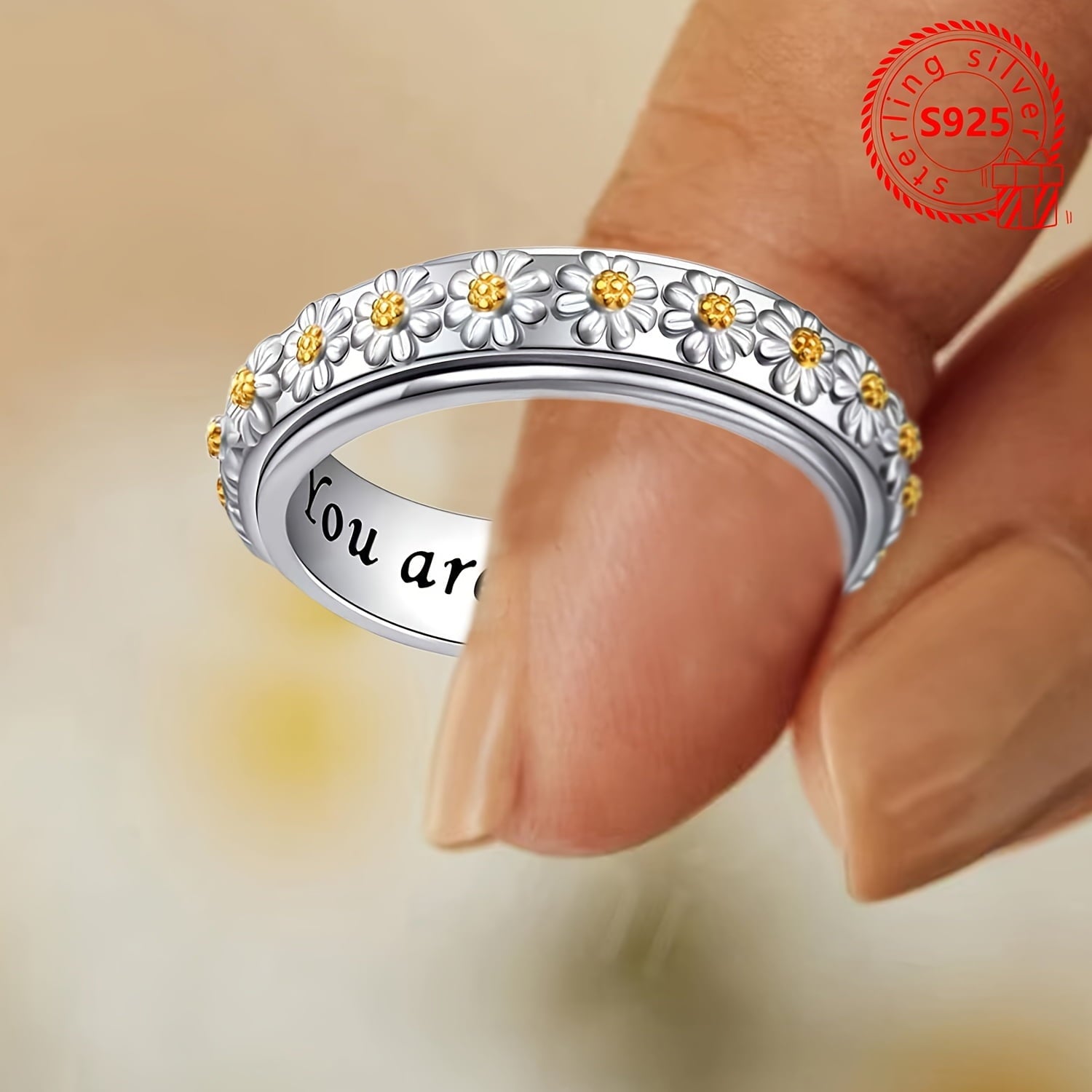 Elegant Boho Style 4g S925 Silver Ring with Daisy Flower Design, Engraved 'You Are My Sunshine' Inscription, Simple No-Mosaic Daily Wear Jewelry, Ideal for Gift-Giving and All Seasons,Silver