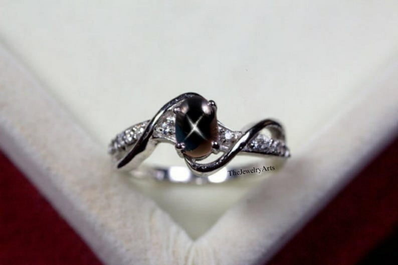 Lindy Star Ring, Engagement Ring, 4 Ray Star Ring, Promise Ring, 7x5 mm Black Sapphire Loose Gemstone Ring, Jewelry Gift for Her