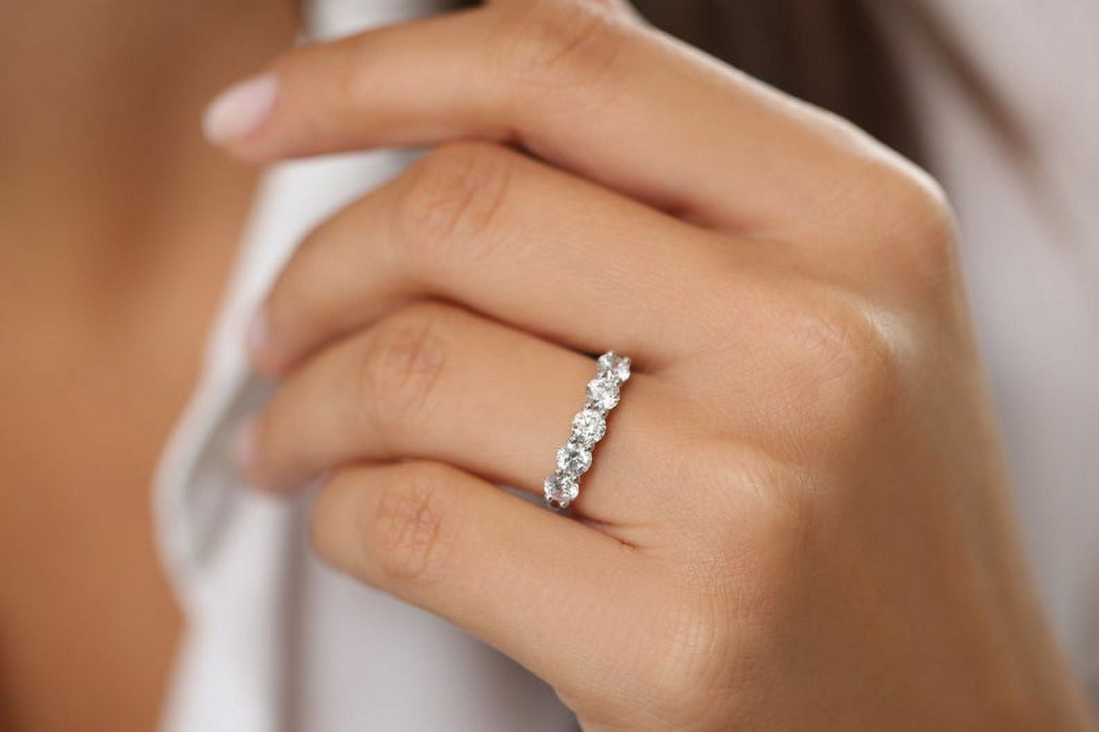 1.00 Ct Wonderful Round Natural Moissanite Diamond Engagement Bands For Her Fine 14K White Gold